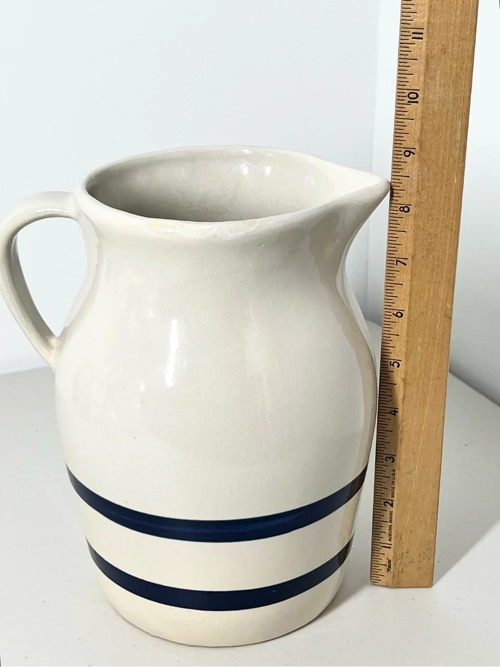 Robinson Ransbottom Roseville Ohio Blue Banded 2 Quart Pitcher 8.5”